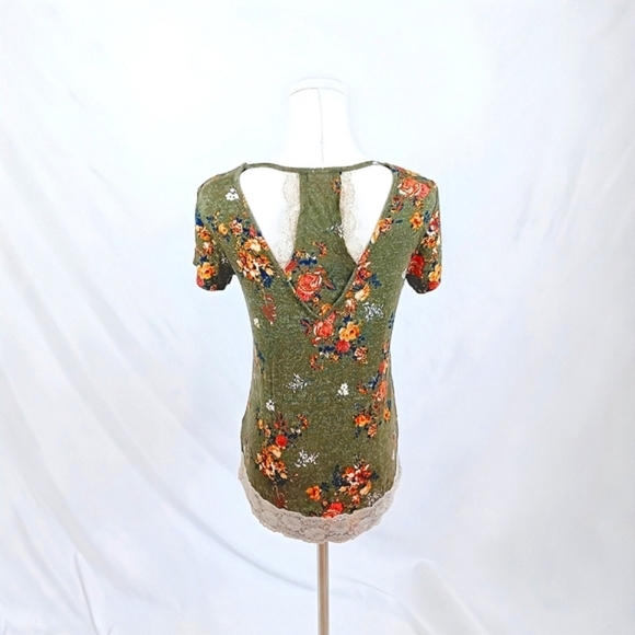 Mason & Belle Green Lace Trim Top Short Sleeve Boho Floral V-Back Size XS - Picture 3 of 7